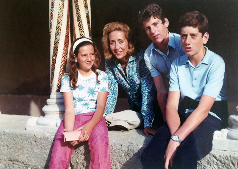 Domizia, Yana, Giovanni e Vittorio a Palermo nel giugno del 1970